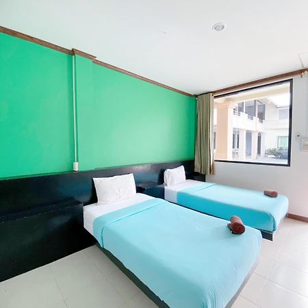 Tanatnan Hotel Ранонг Экстерьер фото